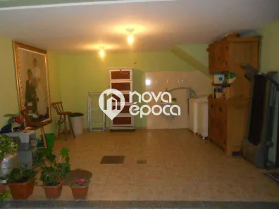 Casa com 2 Quartos à venda, 67m² no Pechincha, Rio de Janeiro