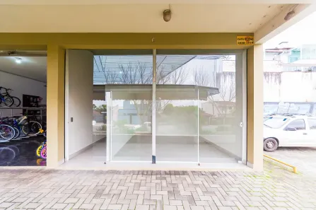 Ponto Comercial para alugar, 38m² no Abranches, Curitiba