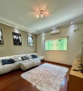 Sobrado com 4 Quartos para alugar, 550m² no Santa Maria, Santo André