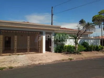 Casa com 3 Quartos à venda, 184m² no Parque Santa Felícia Jardim, São Carlos