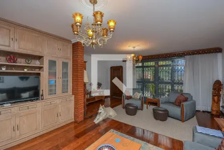 Casa com 3 Quartos à venda, 217m² no Jardim Bélgica, São Paulo