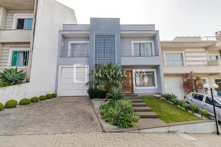 Casa de Condomínio com 4 Quartos à venda, 270m² no Santa Cândida, Curitiba