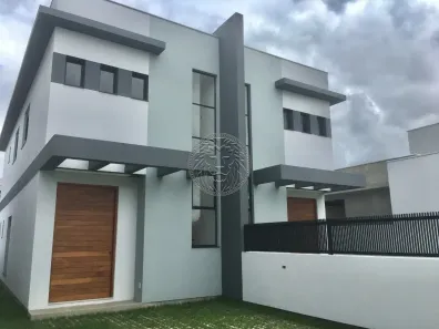 Casa com 3 Quartos à venda, 127m² no Carianos, Florianópolis