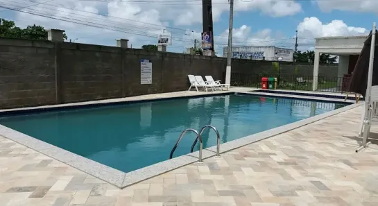 Apartamento com 2 Quartos para alugar, 45m² no Antares, Maceió