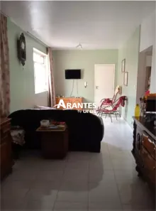 Sobrado com 7 Quartos à venda, 200m² no Martins, Uberlândia