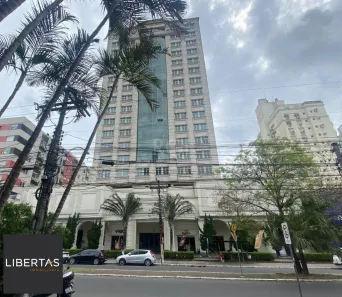 Sala Comercial à venda, 35m² no Menino Deus, Porto Alegre