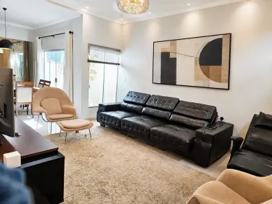 Casa com 4 Quartos à venda, 225m² no Santa Rosa, Uberlândia