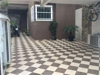 Sobrado com 3 Quartos à venda, 240m² no Jardim Textil, São Paulo