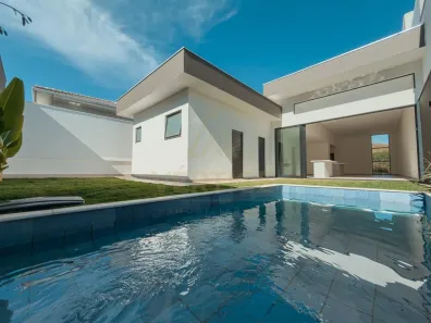 Casa com 3 Quartos à venda, 230m² no Jardim Amália, Volta Redonda