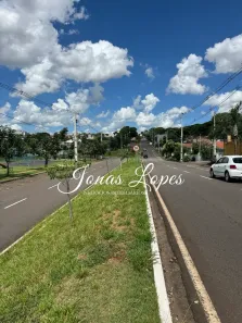 Apartamento com 2 Quartos à venda, 100m² no Vila Esperança, Maringá