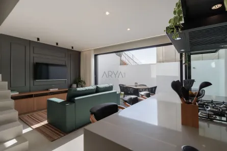 Casa de Condomínio com 3 Quartos à venda, 175m² no Guabirotuba, Curitiba