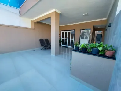 Casa com 6 Quartos para venda ou aluguel, 375m² no Centro, Manaus