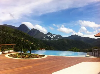 Casa de Condomínio com 4 Quartos para alugar, 250m² no Araras, Petrópolis