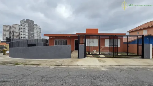 Casa com 3 Quartos para alugar, 170m² no Vila Morse, São Paulo