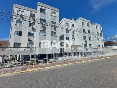 Apartamento com 2 Quartos para alugar, 48m² no Nossa Senhora do Rosário, São José