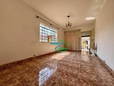 Casa com 3 Quartos à venda, 164m² no Centro, Carapicuíba