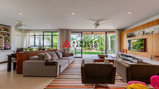 Casa com 3 Quartos à venda, 362m² no Vila Madalena, São Paulo