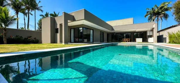 Casa com 5 Quartos à venda, 550m² no Jardim Acapulco, Guarujá