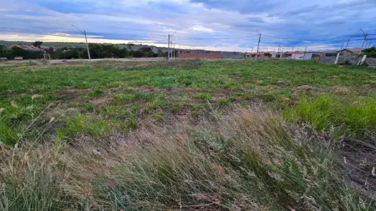 Lote/Terreno à venda, 160m² no , Cravinhos