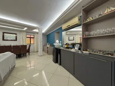 Casa com 3 Quartos à venda, 208m² no Ponta da Praia, Santos