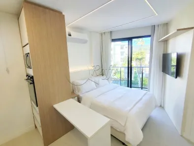 Apartamento com 1 Quarto para alugar, 25m² no Carvoeira, Florianópolis