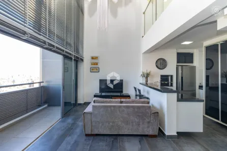 Apartamento com 1 Quarto para alugar, 78m² no Centro, Curitiba