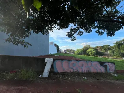 Lote/Terreno à venda, 411m² no Residencial Moreschi, Maringá