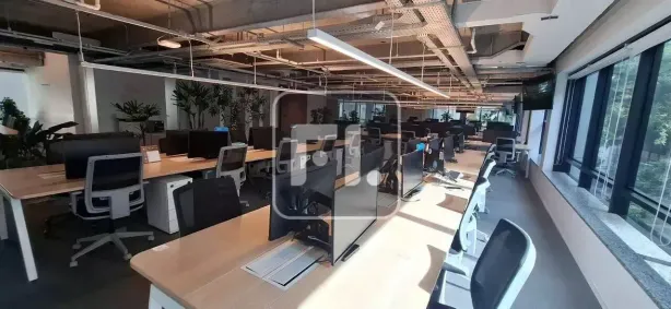Sala Comercial para alugar, 350m² no Cerqueira César, São Paulo