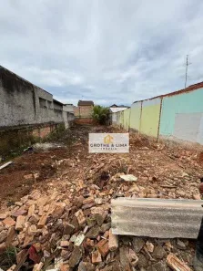 Lote/Terreno à venda, 285m² no Vila São Carlos, Taubaté