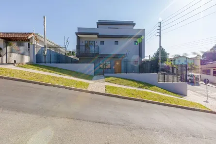 Sobrado com 3 Quartos à venda, 202m² no São João, Curitiba