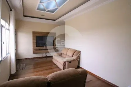 Sobrado com 6 Quartos à venda, 350m² no Capão do Embira, São Paulo