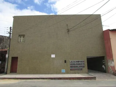 Apartamento com 2 Quartos para alugar, 45m² no Jardim Guanabara, Fortaleza