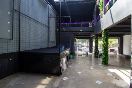 Prédio Comercial para alugar, 250m² no Parada Inglesa, São Paulo
