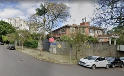 Imóvel Comercial para alugar, 720m² no Três Figueiras, Porto Alegre