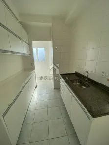 Apartamento com 2 Quartos para alugar, 61m² no Centro, Jacareí