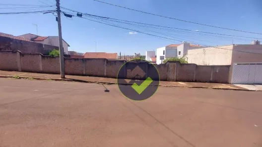 Lote/Terreno à venda, 600m² no Vila Santa Cecília, Lençóis Paulista