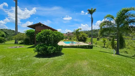 Fazenda/Sítio com 7 Quartos à venda, 1081m² no Ipiabas, Barra do Piraí