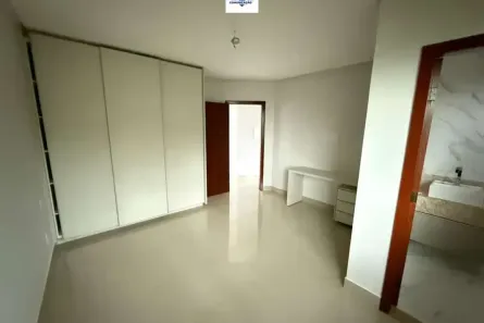 Casa com 4 Quartos à venda, 368m² no Loteamento Portal do Sol I, Goiânia