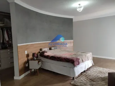 Sobrado com 3 Quartos à venda, 399m² no Vila Zezé, Jacareí