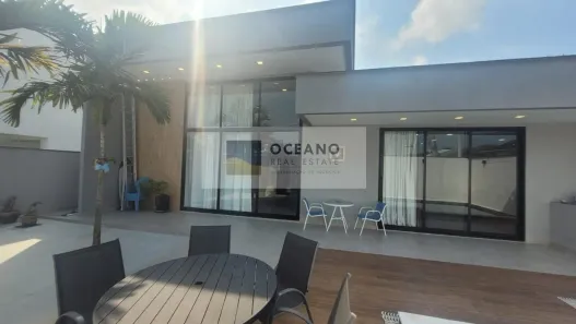 Casa de Condomínio com 3 Quartos à venda, 380m² no Vargem Pequena, Rio de Janeiro