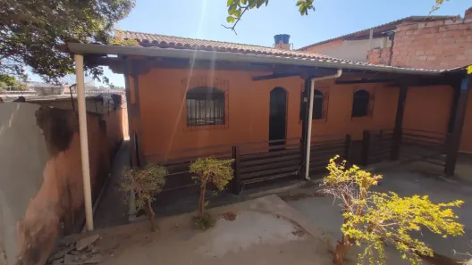 Casa com 4 Quartos à venda, 120m² no Veneza, Ribeirão das Neves