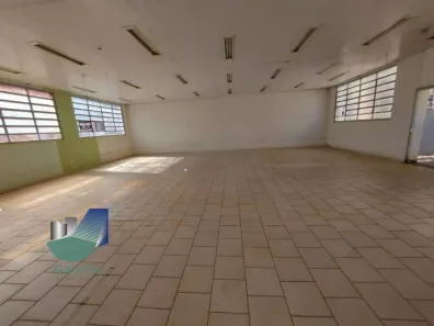 Prédio Comercial para alugar, 2500m² no Vila Seixas, Ribeirão Preto