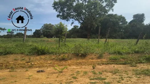 Casa com 2 Quartos à venda, 800m² no Santa Maria, Brasília
