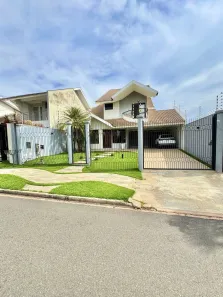 Sobrado com 3 Quartos à venda, 343m² no Zona 20, Maringá