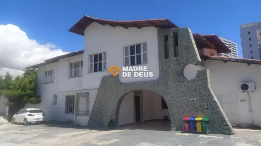 Casa com 7 Quartos à venda, 279m² no Manuel Dias Branco, Fortaleza