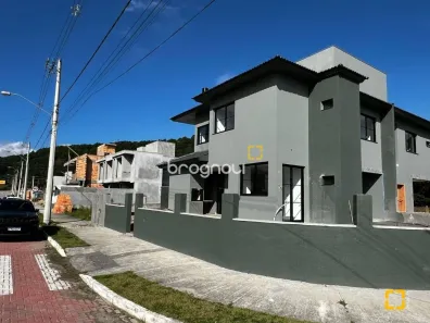 Casa com 2 Quartos à venda, 165m² no Vargem Grande, Florianópolis