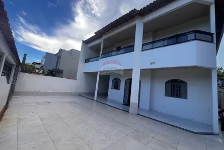 Casa com 4 Quartos à venda, 266m² no Monte Aghá, Piúma
