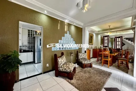Casa com 3 Quartos à venda, 267m² no Carlos Prates, Belo Horizonte