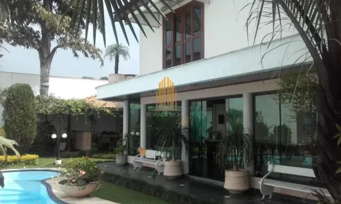 Sobrado com 4 Quartos à venda, 350m² no Interlagos, São Paulo