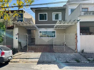 Sobrado com 3 Quartos à venda, 179m² no Jardim Rosa de Franca, Guarulhos
